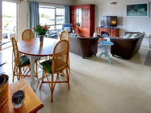  Vacation Hub International | Vacay SA-Haven on Bree Lobby