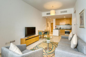  Vacation Hub International | Grand Heights Hotel Apartments Lobby