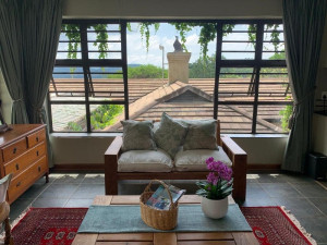  Vacation Hub International | Mountain Rose Guesthouse Lobby
