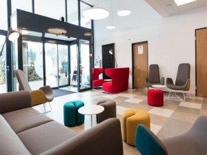  Vacation Hub International | Holiday Inn Express Luzern-Neuenkirch, an IHG Hotel Lobby