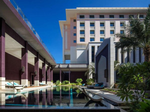  Vacation Hub International | Radisson Collection Muscat, Hormuz Grand Lobby