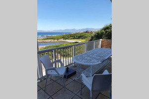  Vacation Hub International | La Mer Holiday Home Lobby