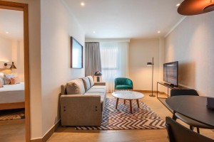  Vacation Hub International | Sea Tower Hotel Lobby