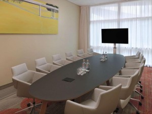  Vacation Hub International | Mövenpick Hotel Amsterdam City Centre Lobby