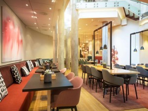  Vacation Hub International | Scandic Grensen Lobby