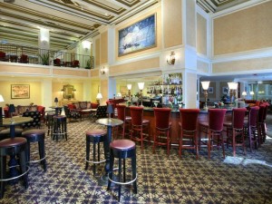  Vacation Hub International | Millennium Knickerbocker Chicago Lobby