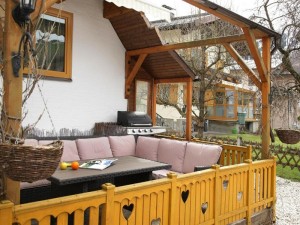  Vacation Hub International | Pension Patricia Lobby