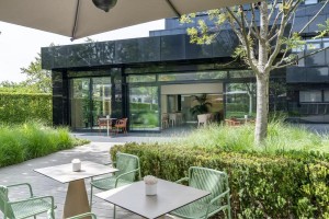  Vacation Hub International | UNAHOTELS Bologna Fiera Lobby