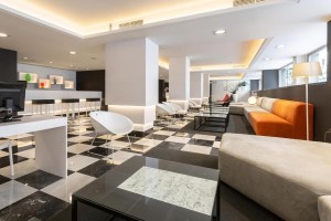  Vacation Hub International | Monte Carmelo Lobby