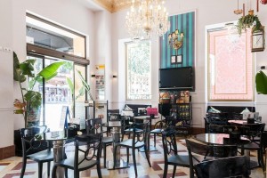  Vacation Hub International | Adriano Boutique Sevilla Lobby