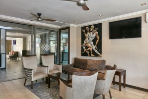  Vacation Hub International | Regent Select Hotel Lobby
