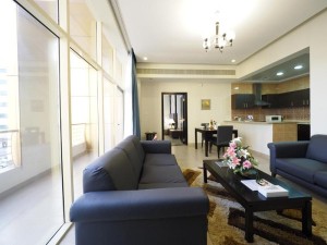  Vacation Hub International | Skylark Hotel Lobby