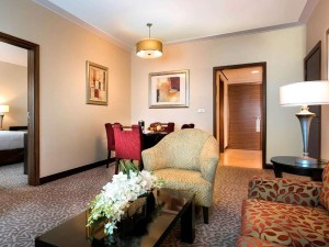  Vacation Hub International | Swissotel Al Murooj Dubai Lobby