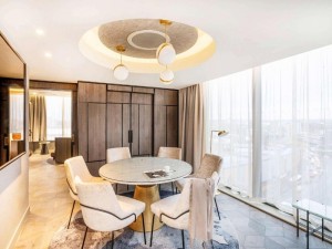  Vacation Hub International | Novotel Leicester Lobby