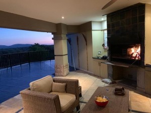 Vacation Hub International | Elements Golf Reserve Lodge 82 Lobby