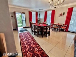  Vacation Hub International | Green Hills Farm House Lobby
