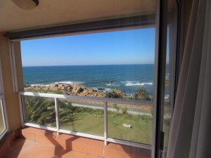  Vacation Hub International | Balooga 7 Lobby