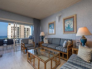  Vacation Hub International | 205 Ben Siesta Lobby