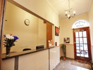  Vacation Hub International | Elmwood Hotel Lobby