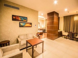 Vacation Hub International | The Altruist Business Hotel Hitech Hyderabad Lobby