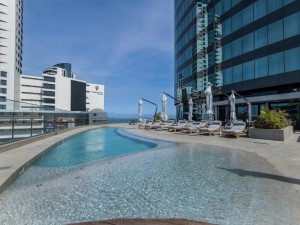  Vacation Hub International | 1801 Oceans Apartment Lobby