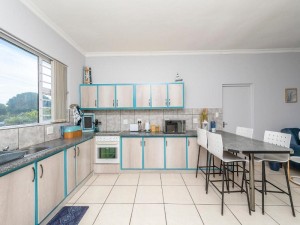  Vacation Hub International | Country at Sea Lobby