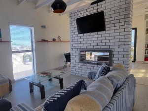 Vacation Hub International | The Starling Lobby