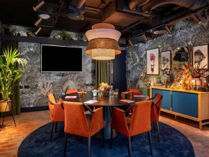  Vacation Hub International | YOTEL Manchester Deansgate Lobby