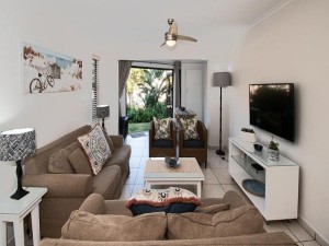  Vacation Hub International | 7 The Shades Umhlanga Rocks Lobby