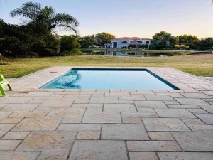 Vacation Hub International | Bella Casa Villa Lobby