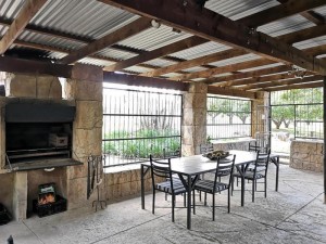  Vacation Hub International | Mountain Valley Stay Lobby