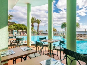  Vacation Hub International | Pestana Ocean Bay Resort Lobby