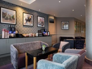 Vacation Hub International | Leonardo Royal Hotel Glasgow Lobby