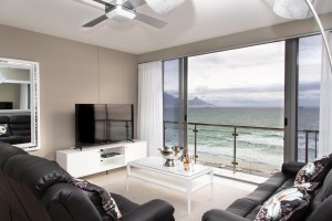 Vacation Hub International | 707 Infinity Lobby