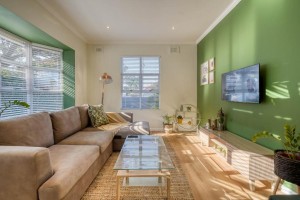  Vacation Hub International | Hampton Collection Lobby
