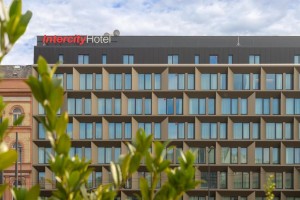  Vacation Hub International | IntercityHotel Budapest Lobby