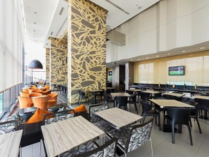  Vacation Hub International | Holiday Inn Express Bangkok Siam Lobby