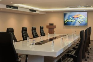  Vacation Hub International | Golden River Hotel By Continent Lobby