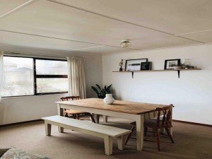  Vacation Hub International | Sweet & Simple Beach Cottage Lobby