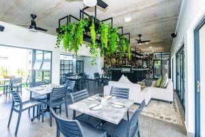  Vacation Hub International | 263 Ballito Village Lobby