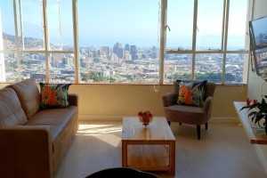  Vacation Hub International | Disa Park 17th Floor Apartment with City Views Lobby