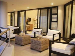  Vacation Hub International | Ana's Place Apartments Lobby