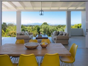  Vacation Hub International | Le Vine Constantia Lobby