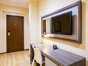  Vacation Hub International | WL Hotel Maputo City Center Mozambique Collection Lobby