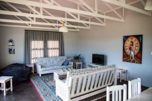  Vacation Hub International | House on the Hill Lobby