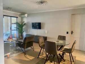  Vacation Hub International | The CoziPlace Italia Lobby