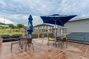  Vacation Hub International | Woodpeckers Guest House Lobby