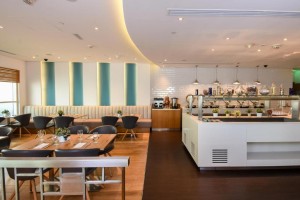  Vacation Hub International | Premier Inn Dubai Silicon Oasis Lobby