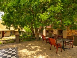  Vacation Hub International | Africlassic Harrismith -  Guest House Lobby