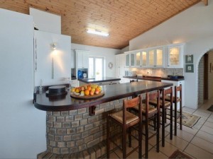  Vacation Hub International | Oceanview House Lobby